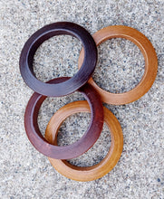 Load image into Gallery viewer, Vintage wooden Bangle Set of 4 Kargo Fresh