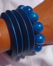 Load image into Gallery viewer, Vintage wooden bangle set of 5 Kargo Fresh