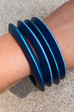 Load image into Gallery viewer, Vintage wooden bangle set of 5 Kargo Fresh