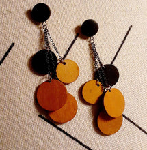 Load image into Gallery viewer, Minimalist Geometric Design Wooden Dangle Earrings