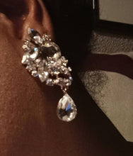 Load image into Gallery viewer, Blingy Runway Chunky gold Metal Rhinestone Cluster Clip On Earrings