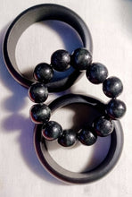 Load image into Gallery viewer, Vintage Chunky Wooden Bangle Set of 3 black