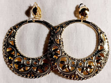 Load image into Gallery viewer, Giant Clip On Fulani Bamboo Hoop Earrings gold rare