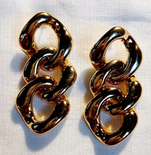 Load image into Gallery viewer, Animal Print Kaftan with Matching Earrings, Fits Up to 3XL