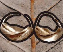Load image into Gallery viewer, Vintage XL Authentic Fulani Tribal Basket Silver Metal Hoop Earrings