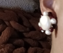 Load image into Gallery viewer, 1960s era Pearl and Crystal cluster Clip On Earrings
