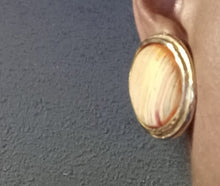 Load image into Gallery viewer, Vintage Carol Dauplaise faded boho Stud Clip On Earrings wood and Gold 1980s