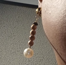 Load image into Gallery viewer, Handmade Minimalist Pearl and wood Dangle Clip On Earrings
