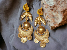 Load image into Gallery viewer, Handmade Gold Coin Clip On Earrings