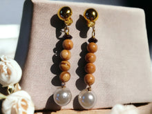 Load image into Gallery viewer, Handmade Minimalist Pearl and wood Dangle Clip On Earrings
