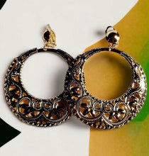 Load image into Gallery viewer, Giant Clip On Fulani Bamboo Hoop Earrings gold rare