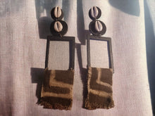 Load image into Gallery viewer, Handmade Mudcloth Design Wooden Earrings