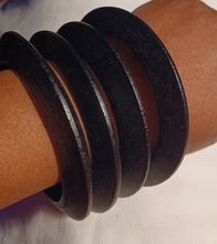 Load image into Gallery viewer, Vintage Chunky Wooden Bangle Set of 4 black
