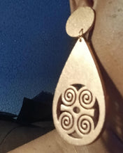Load image into Gallery viewer, Handpainted Wooden Adinkra Symbol Clip On Earrings
