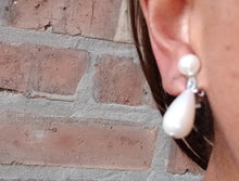 Load image into Gallery viewer, 1960s era Japan Pearl dangle Clip On Earrings