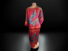 Load image into Gallery viewer, Beautiful vintage style Kaftan Free Size