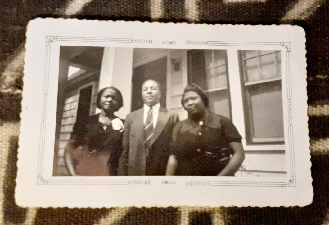 1941  Black American Cabinet Photo Kargo Fresh