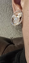 Load image into Gallery viewer, Rhinestone stud cluster clip on earrings
