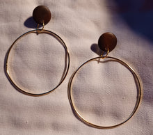 Load image into Gallery viewer, Handmade Minimalist clip on hoops Gold and brown wood
