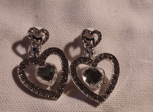 Clip on rhinestone heart dangle earrings