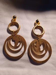 Handmade afrocentric Africa clip on earrings