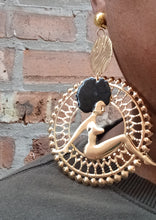 Load image into Gallery viewer, Handmade Afro queen clip on hoops
