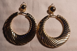 Classic clip on Bamboo Hoops