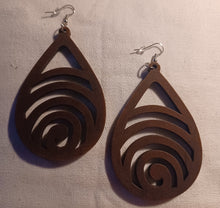 Load image into Gallery viewer, Abstract boho woof earrings
