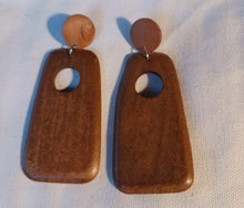 Load image into Gallery viewer, Hand carved minimalist wood clip on earrings
