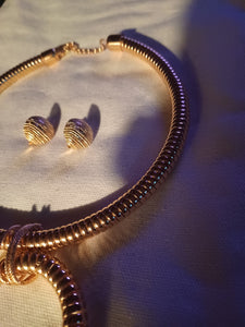 Chunky multi hoop necklace with  clip on earrings