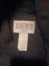 Load image into Gallery viewer, Vintage Julian Taylor Cropped Blazer M/10
