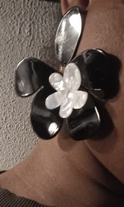 Large abstact acrylic flower pierced earrings