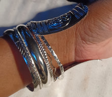 Load image into Gallery viewer, Set of 10 Chunky silver boho Bangles
