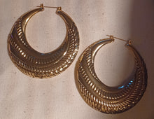 Load image into Gallery viewer, Rare large hammered bamboo hoop earrings
