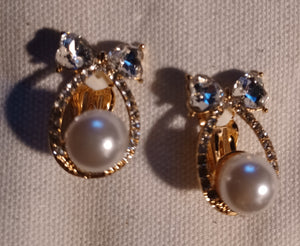 Faux pearl and rhinestone clip on stud earrings