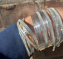 Load image into Gallery viewer, Set of 20 Chunky silver Bangles
