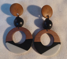 Load image into Gallery viewer, Handmade 2 tone lucite and wood clip on hoops
