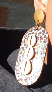 Clip on wood and cowrie animal print earrings