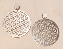 Load image into Gallery viewer, 7 Chakra Flower of Life Earrings Kargo Fresh

