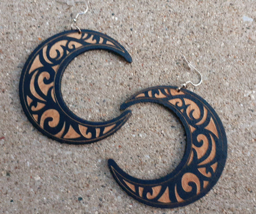 Abstract Crescent Moon Earrings Kargo Fresh