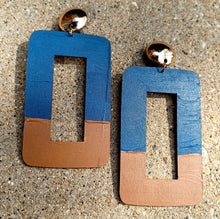 Load image into Gallery viewer, Abstract Handpainted Design Wooden Clip on Earrings Kargo Fresh

