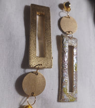 Load image into Gallery viewer, Abstract Handpainted Design Wooden Clip on Earrings Kargo Fresh
