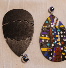 Load image into Gallery viewer, Abstract Handpainted Design Wooden Clip on Earrings Kargo Fresh
