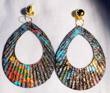 Load image into Gallery viewer, Abstract Handpainted Design Wooden Clip on Earrings Kargo Fresh
