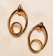 Load image into Gallery viewer, Abstract Metal Clip On Earrings Gold Kargo Fresh
