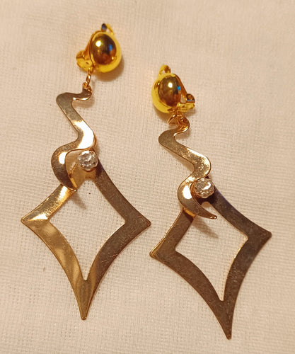 Abstract Metal Clip On Earrings gold Kargo Fresh