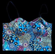 Load image into Gallery viewer, Abstract Stretch bustier crop top and earrings set New 3xl Kargo Fresh

