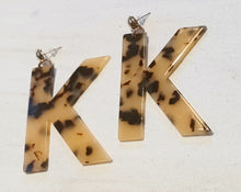 Load image into Gallery viewer, Abstract Tortoise Acrylic K Initial Earrings Kargo Fresh
