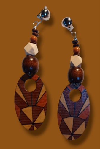 Abstract boho wood clip on earrings Kargo Fresh