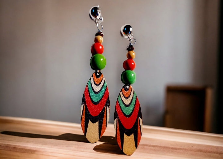 Abstract boho wood clip on earrings Kargo Fresh